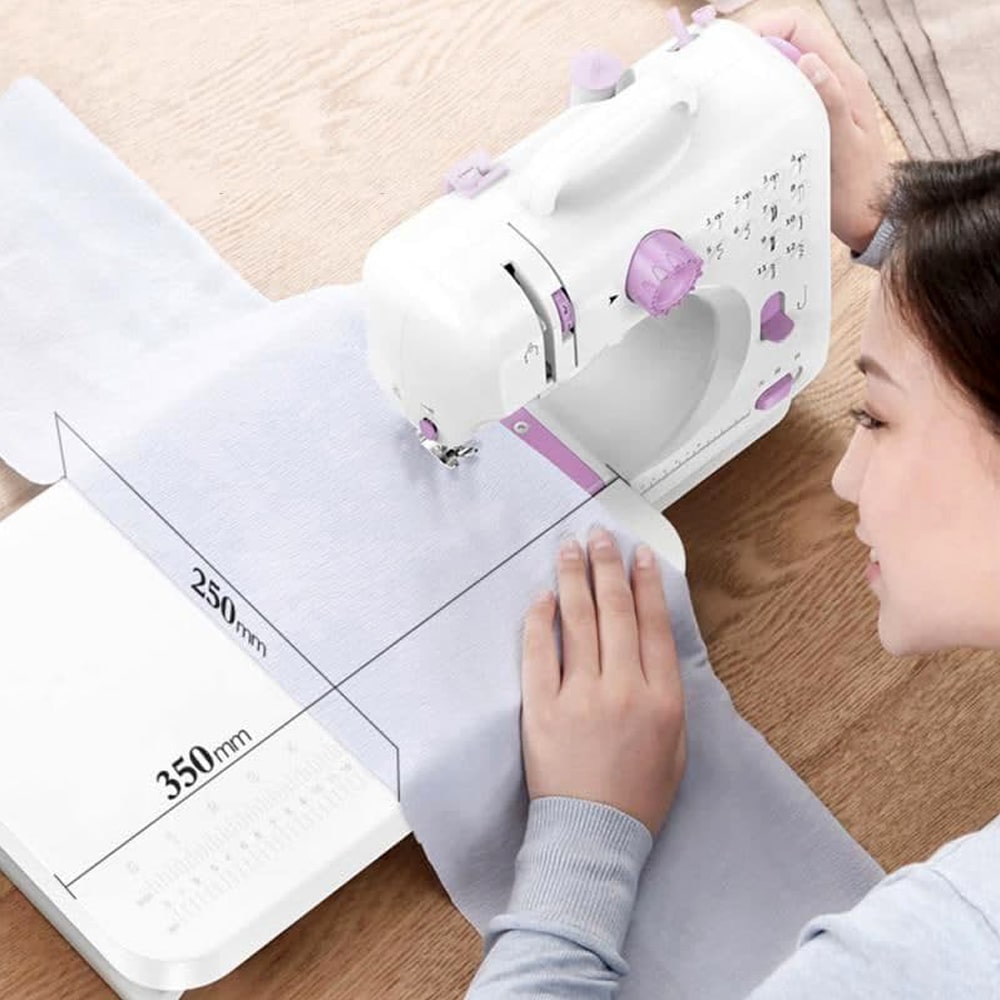 Швейна машинка 12в1